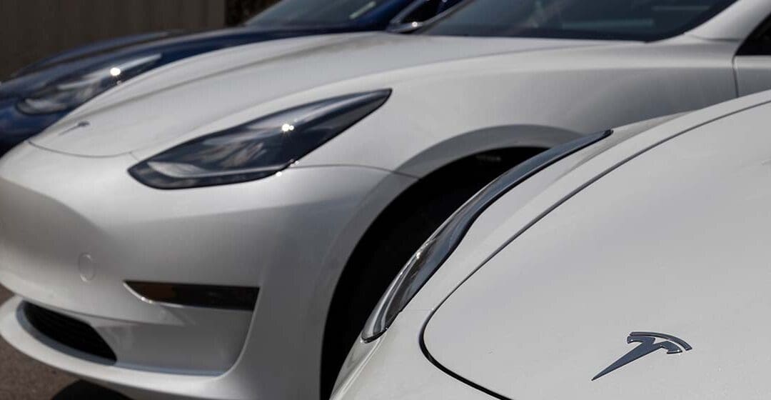 Suomessa on tänä vuonna myyty miltei 7000 käytettyä sähköautoa – Tesla on sähköautoista suosituin