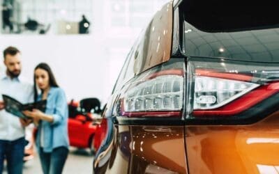 Kuluttajien halukkuus ostaa autoja on laskenut viimeisen vuoden aikana