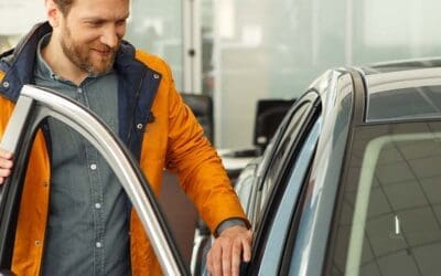 Arvioi autosi arvo helposti 02 Rekkarilla!