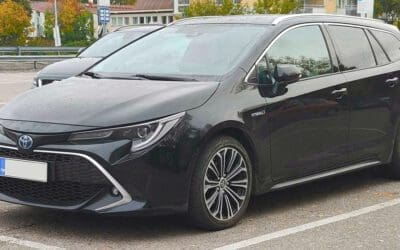 Käytettyjen autojen myynti on piristynyt Suomessa – Toyota vahvistaa asemansa hybridien kuningasmerkkinä