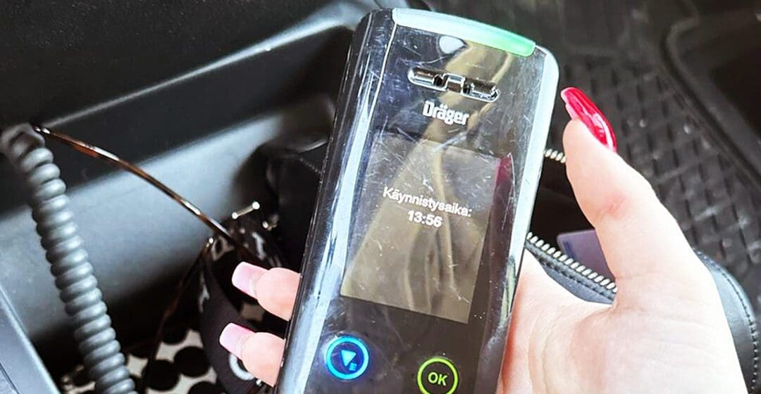 Alkolukko tuli 90-luvulla Kanadasta Suomeen ja on yhä käytössä