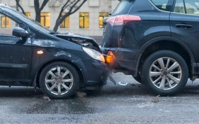 Autokolari – Mitä tehdä, kun sattuu liikennevahinko?
